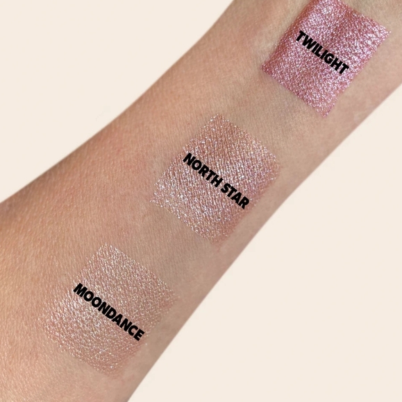 2/$30! BEAUTY FOR REAL Liquid Eyeshadow in North Star - Picture 3 of 7